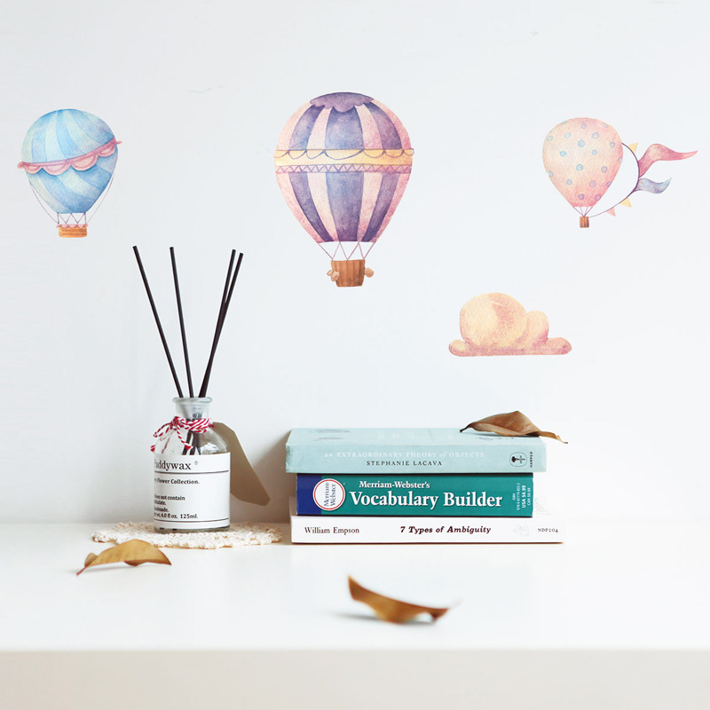 Baby Nursery Mural Wallpaper - Stiker Dinding Balon Udara Panas Warna-warni