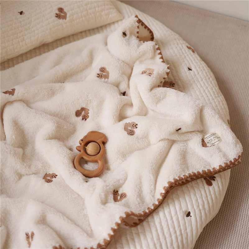Selimut bayi musim dingin, sel - Baby Girl Nursery Quilt ulasan dan harga