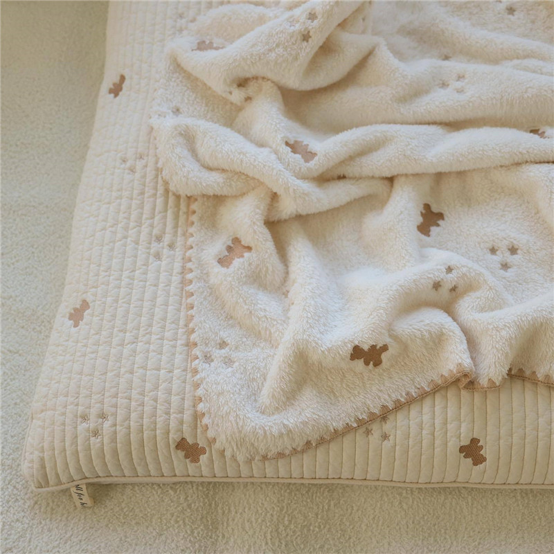 Selimut bayi musim dingin, sel - Baby Girl Nursery Quilt ulasan dan harga